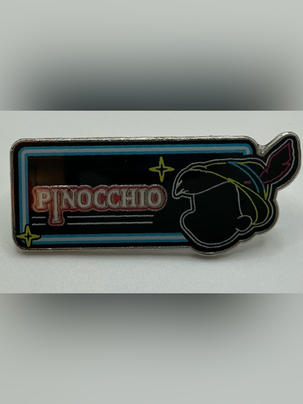 2021 DISNEY NAME PLATE GAME COLLECTIBLE PIN PINOCCIO